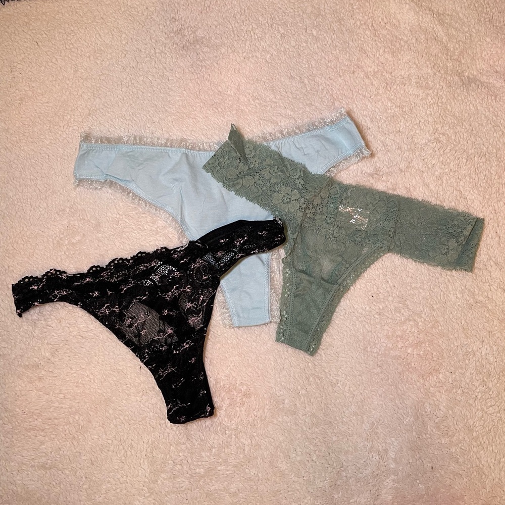 BNIB - 3 pairs of Woman’s Knotty Knickers